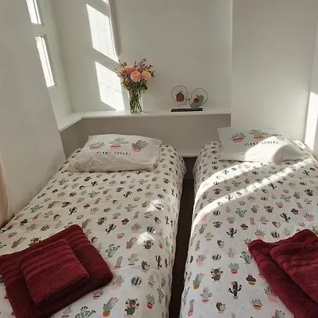 Apartman 3 Bedroom With Eiffel Tower View